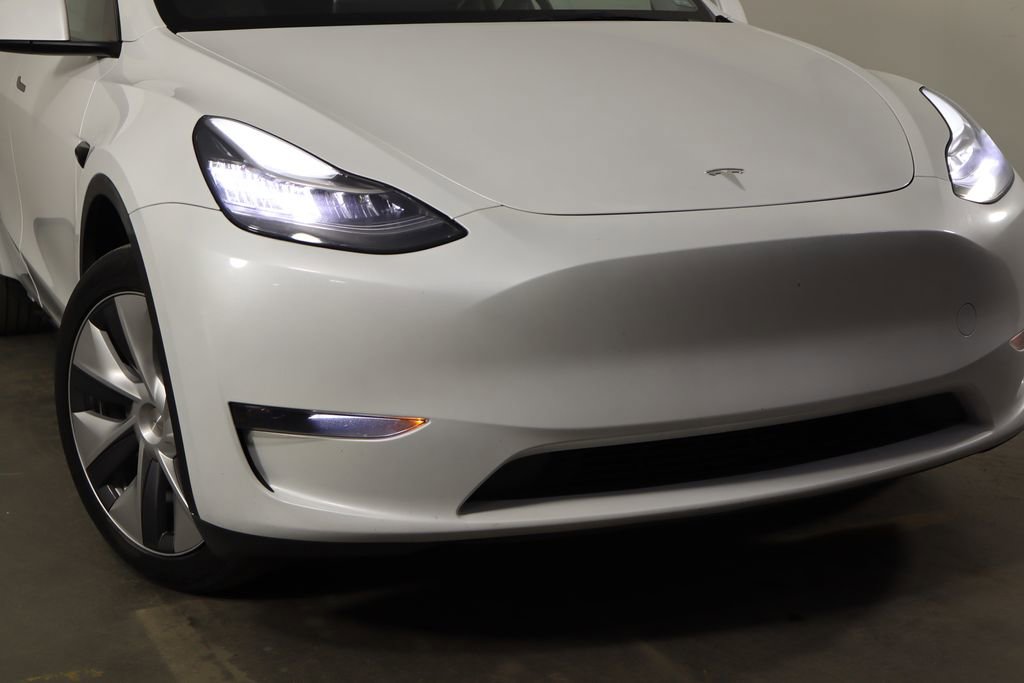 Used 2023 Tesla Model Y Long Range AWD/4WD image 45