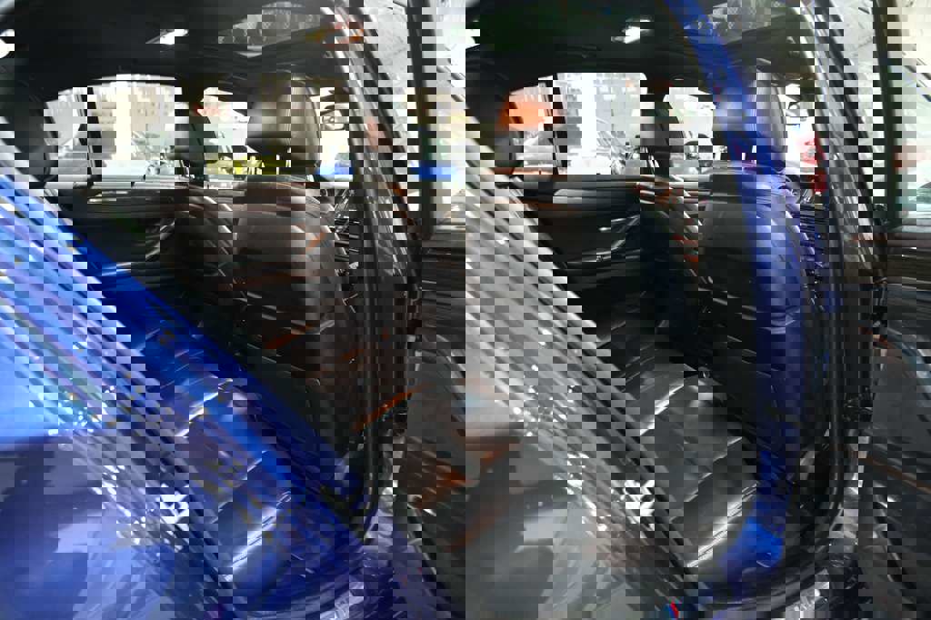 Used 2016 BMW 550i xDrive Sedan image 24