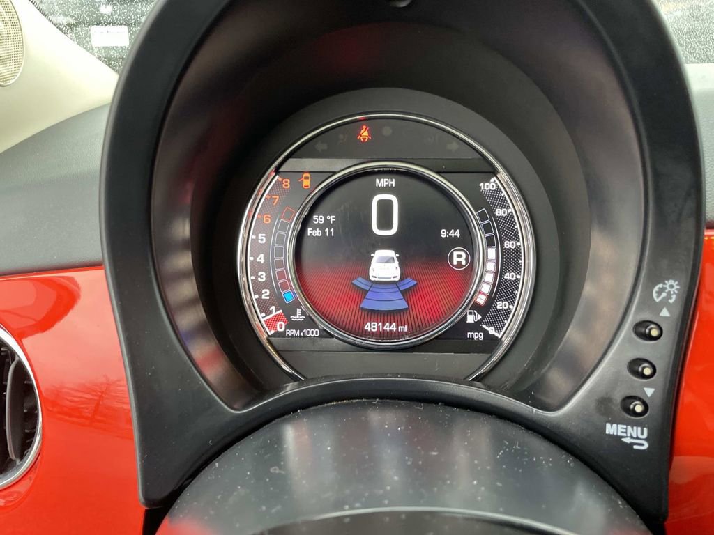 Used 2018 FIAT 500 Lounge image 21