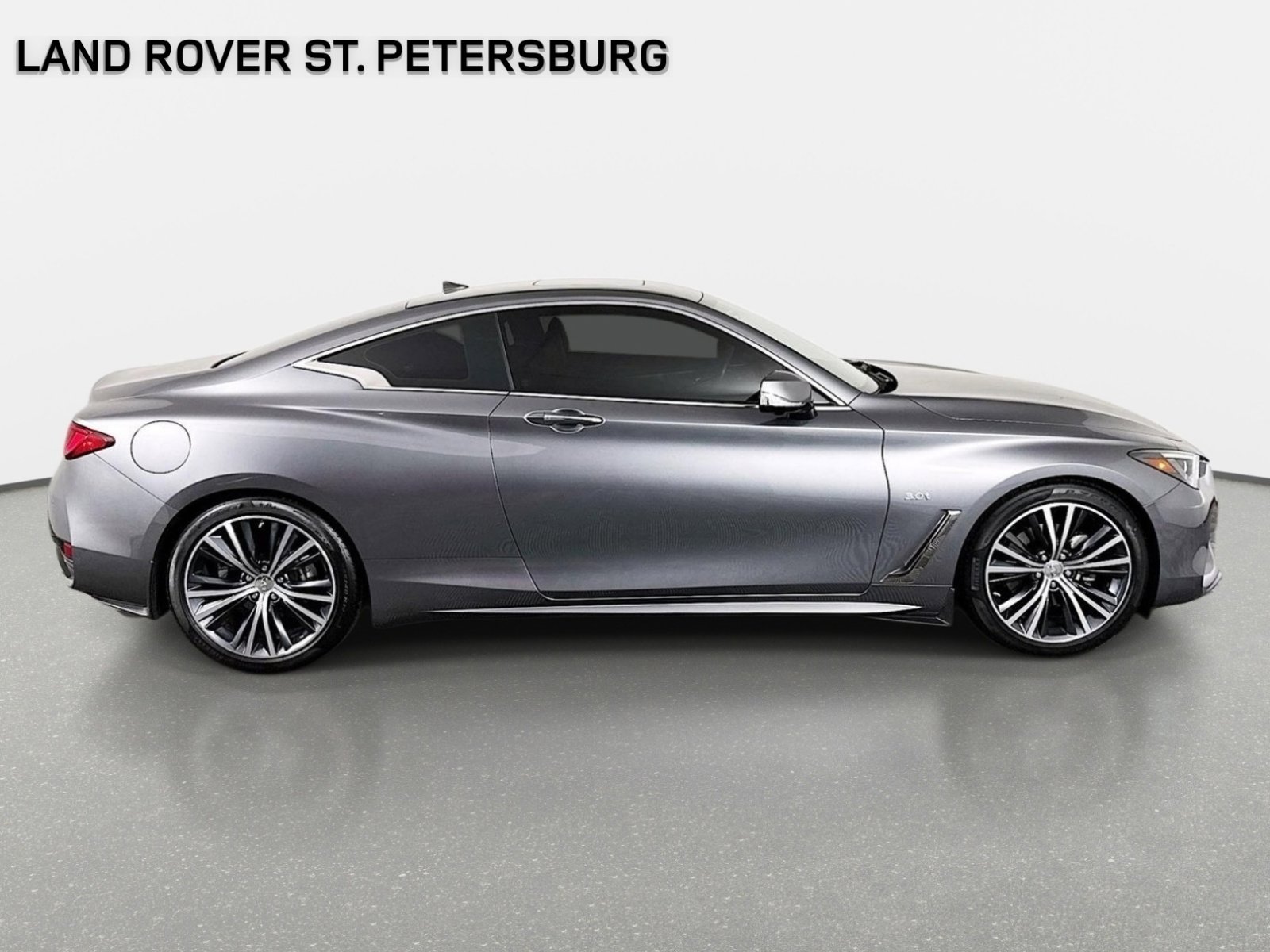Used 2019 INFINITI Q60 3.0t Luxe w/ Essential Package RWD image 5