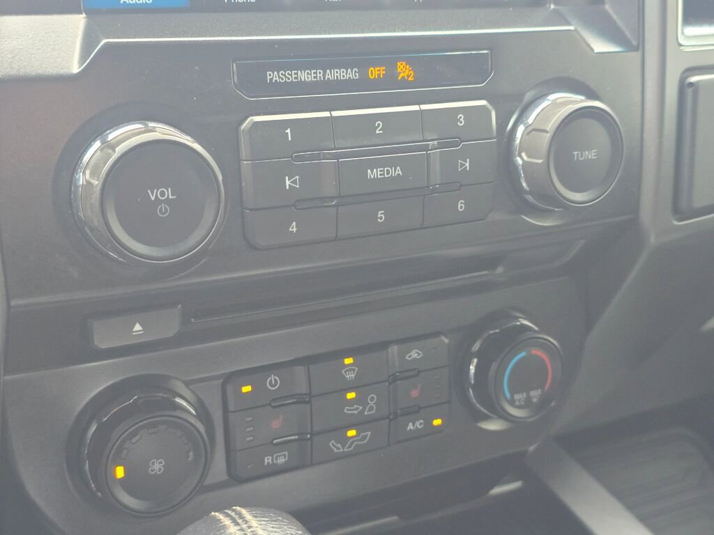 Used 2017 Ford F150 XLT w/ Equipment Group 302A Luxury image 27