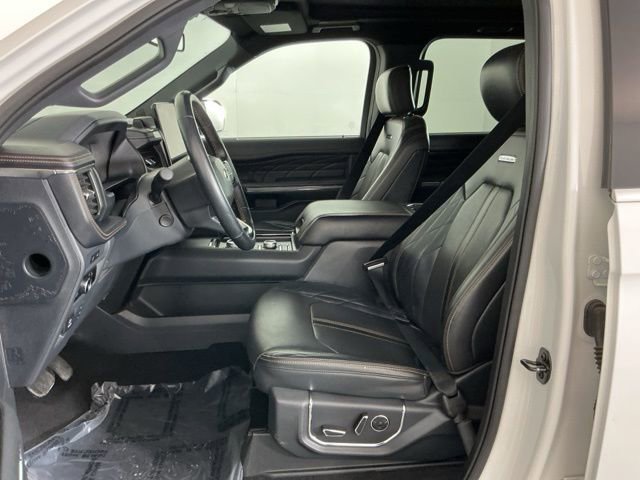Used 2024 Ford Expedition Max Platinum image 16
