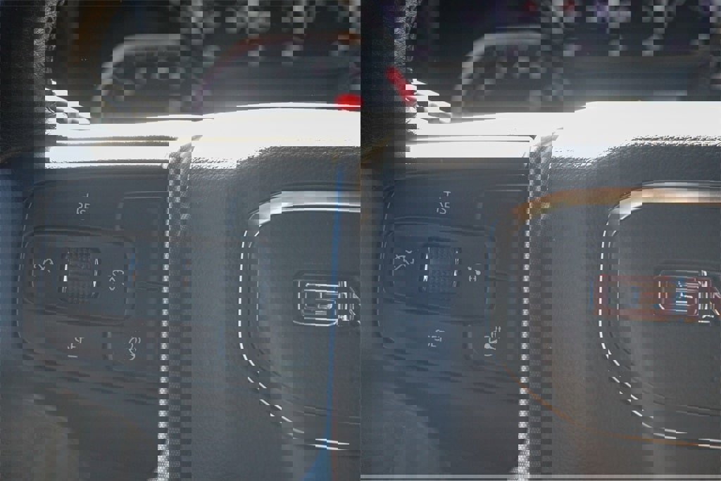 Used 2019 GMC Sierra 1500 SLT w/ SLT Premium Package image 14