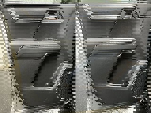 New 2026 GMC Acadia Elevation w/ Black Edition AWD/4WD image 22