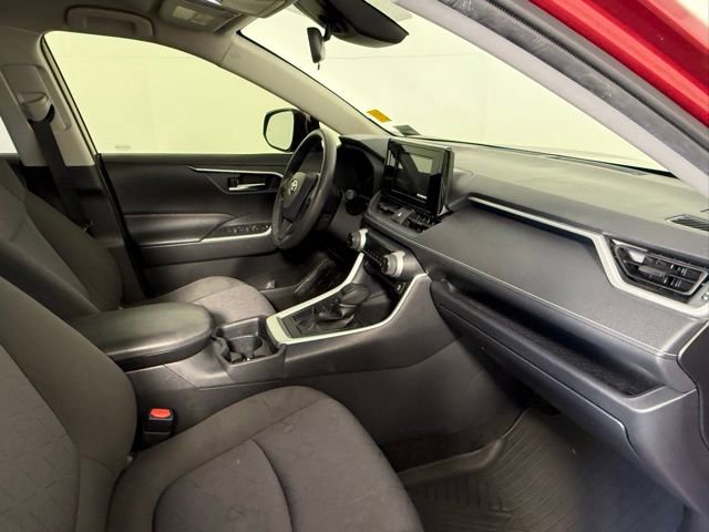 Used 2020 Toyota RAV4 XLE FWD image 46