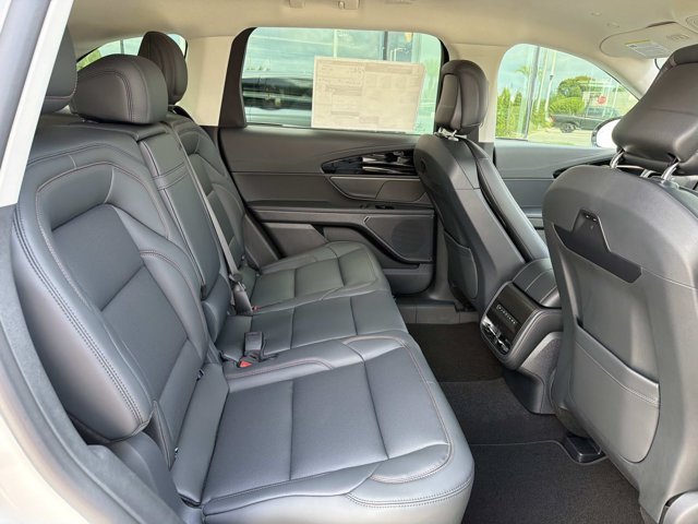 New 2026 Lincoln Nautilus Premier AWD/4WD image 22