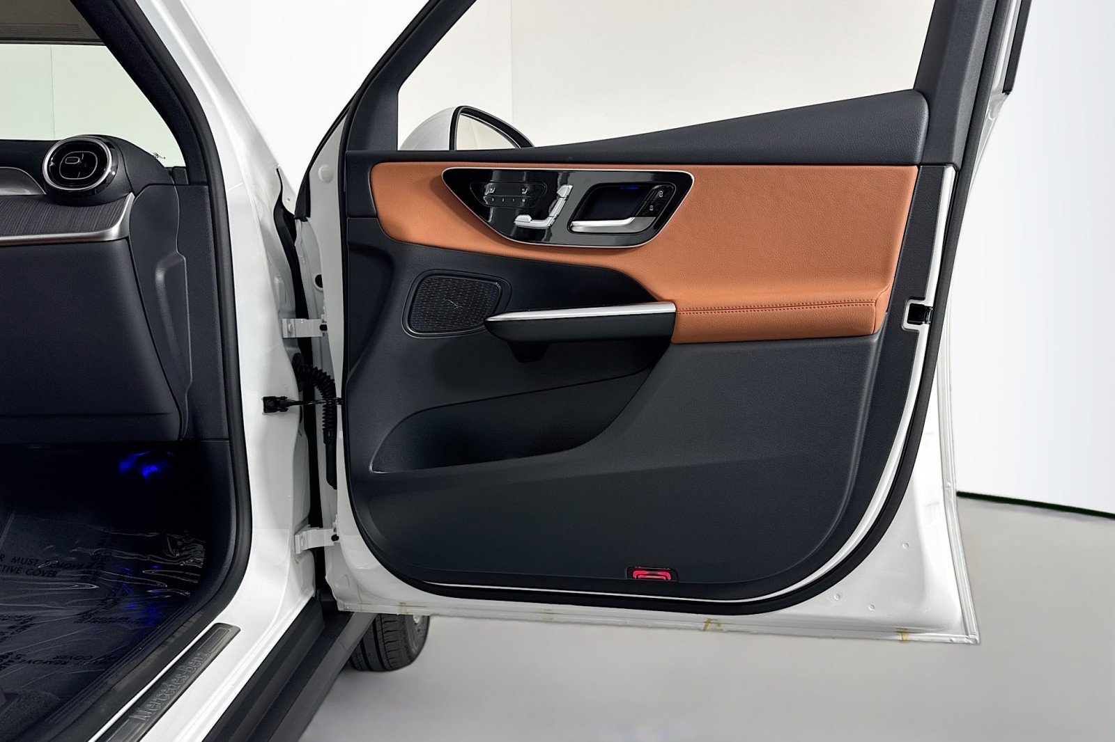 New 2026 Mercedes-Benz GLC 300 image 23