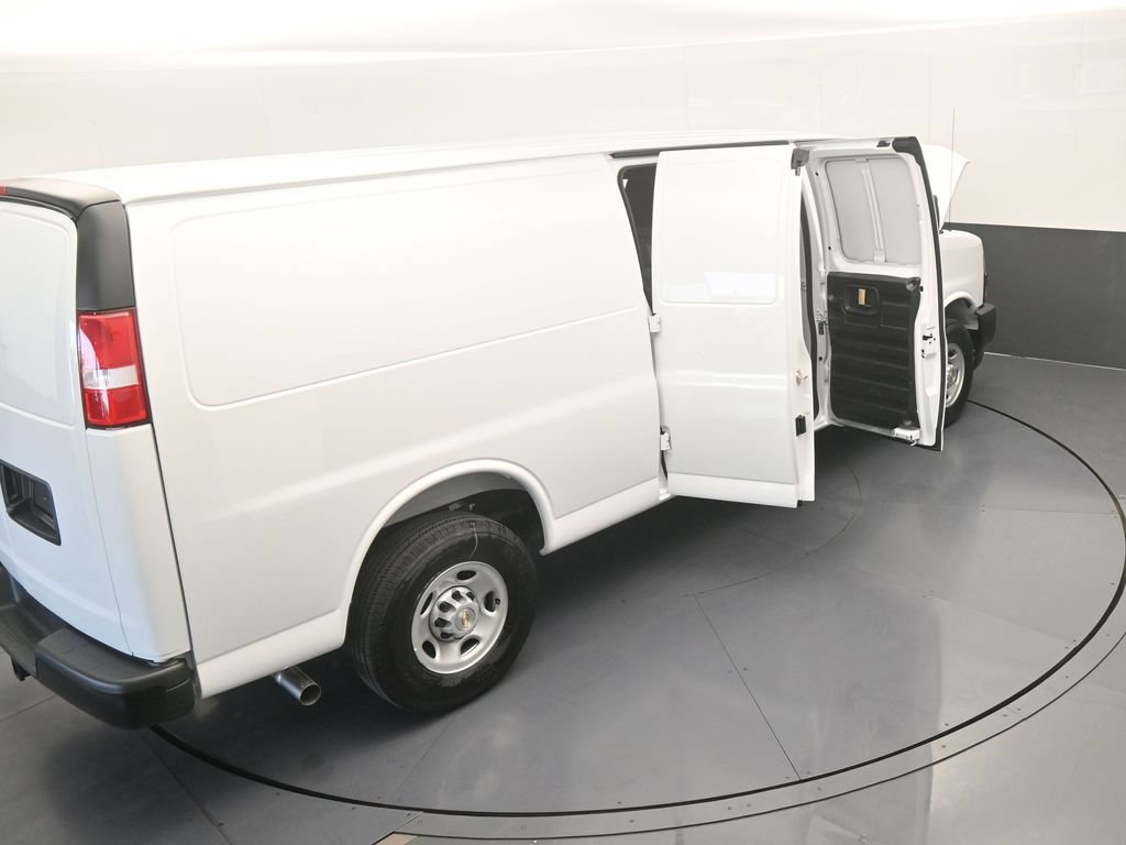 New 2026 Chevrolet Express 2500 Extended w/ Driver Convenience Package RWD image 65