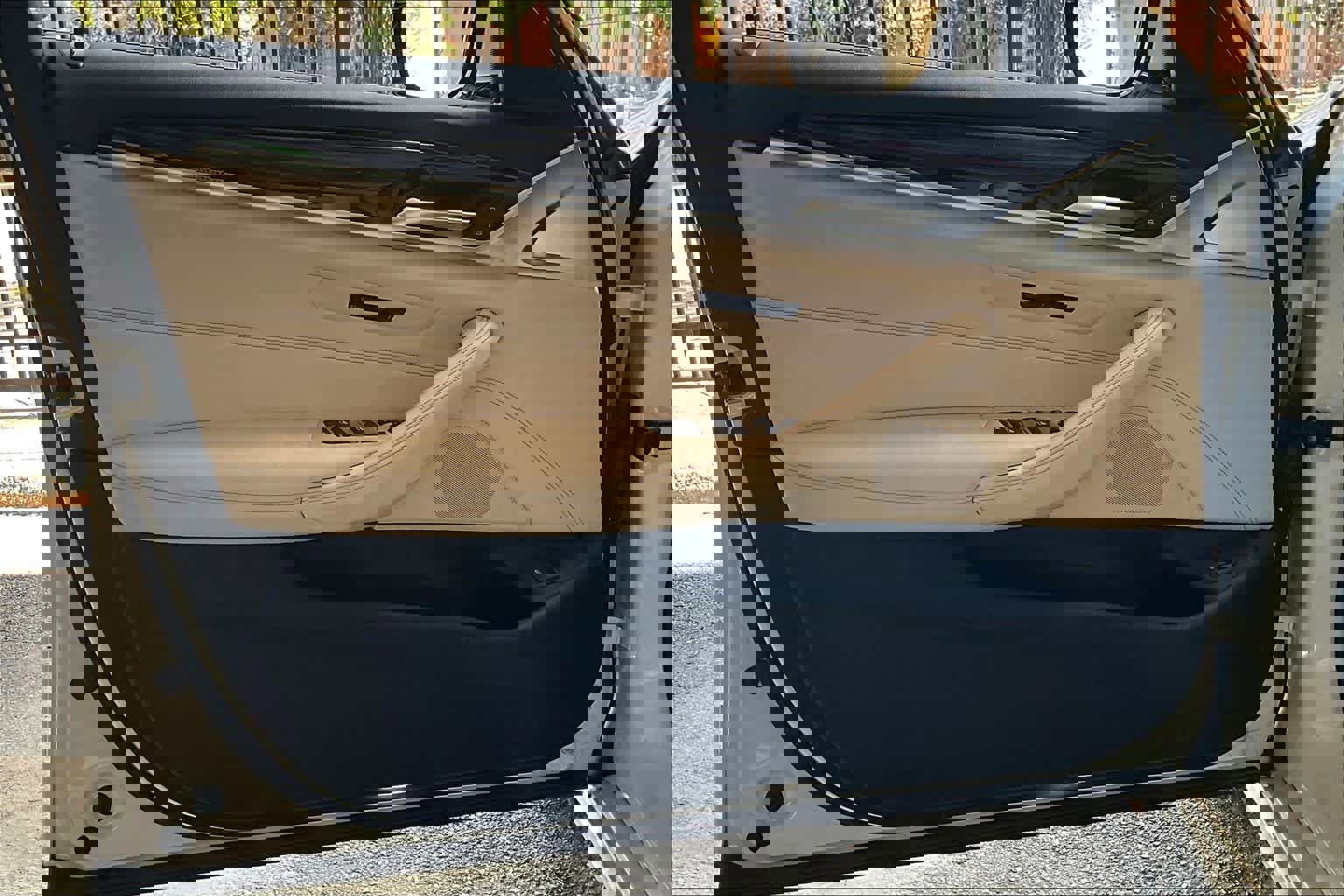 Used 2023 BMW 530i w/ Convenience Package RWD image 21