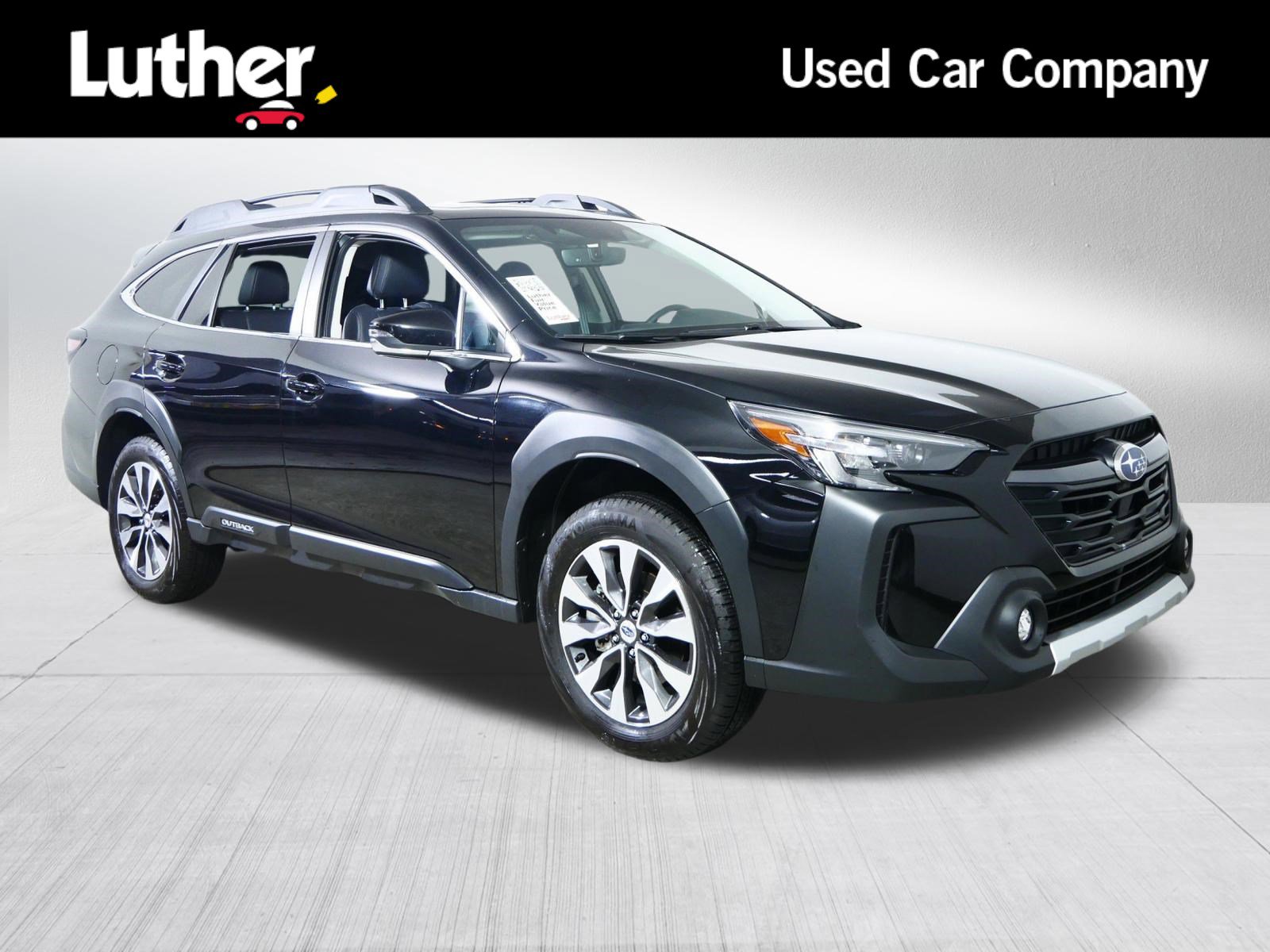 Used 2025 Subaru Outback Limited AWD/4WD image 1