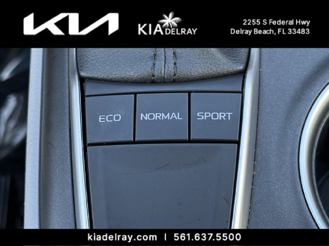 Used 2024 Toyota Camry LE FWD image 22