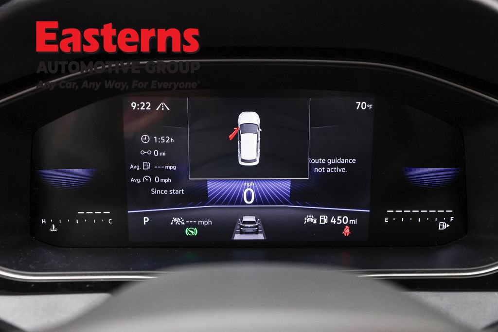 Used 2025 Volkswagen Jetta SE FWD image 17