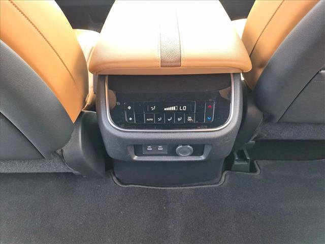 Used 2025 Nissan Armada SL w/ Captain's Chari Seat Package AWD/4WD image 15