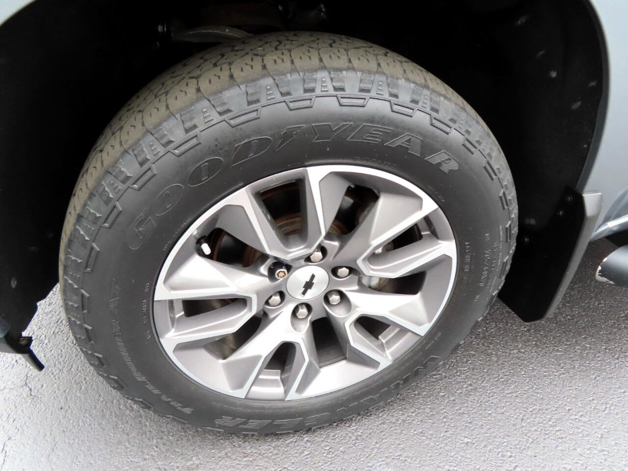 Used 2019 Chevrolet Silverado 1500 RST image 11