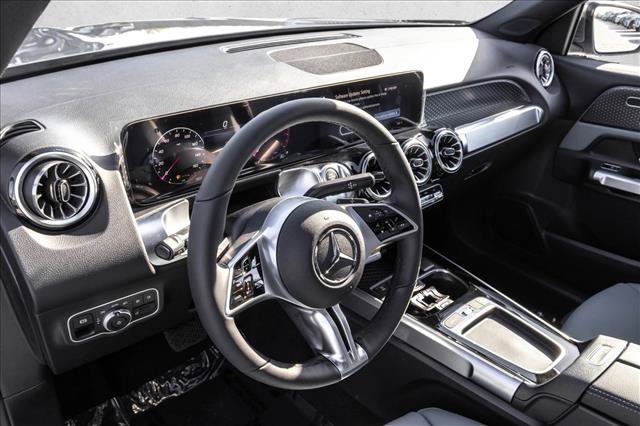New 2026 Mercedes-Benz GLB 250 4MATIC image 10