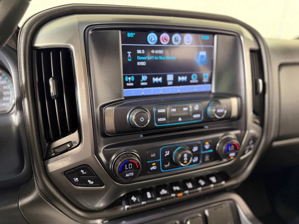 Used 2019 Chevrolet Silverado 2500 LTZ w/ Duramax Plus Package AWD/4WD image 20