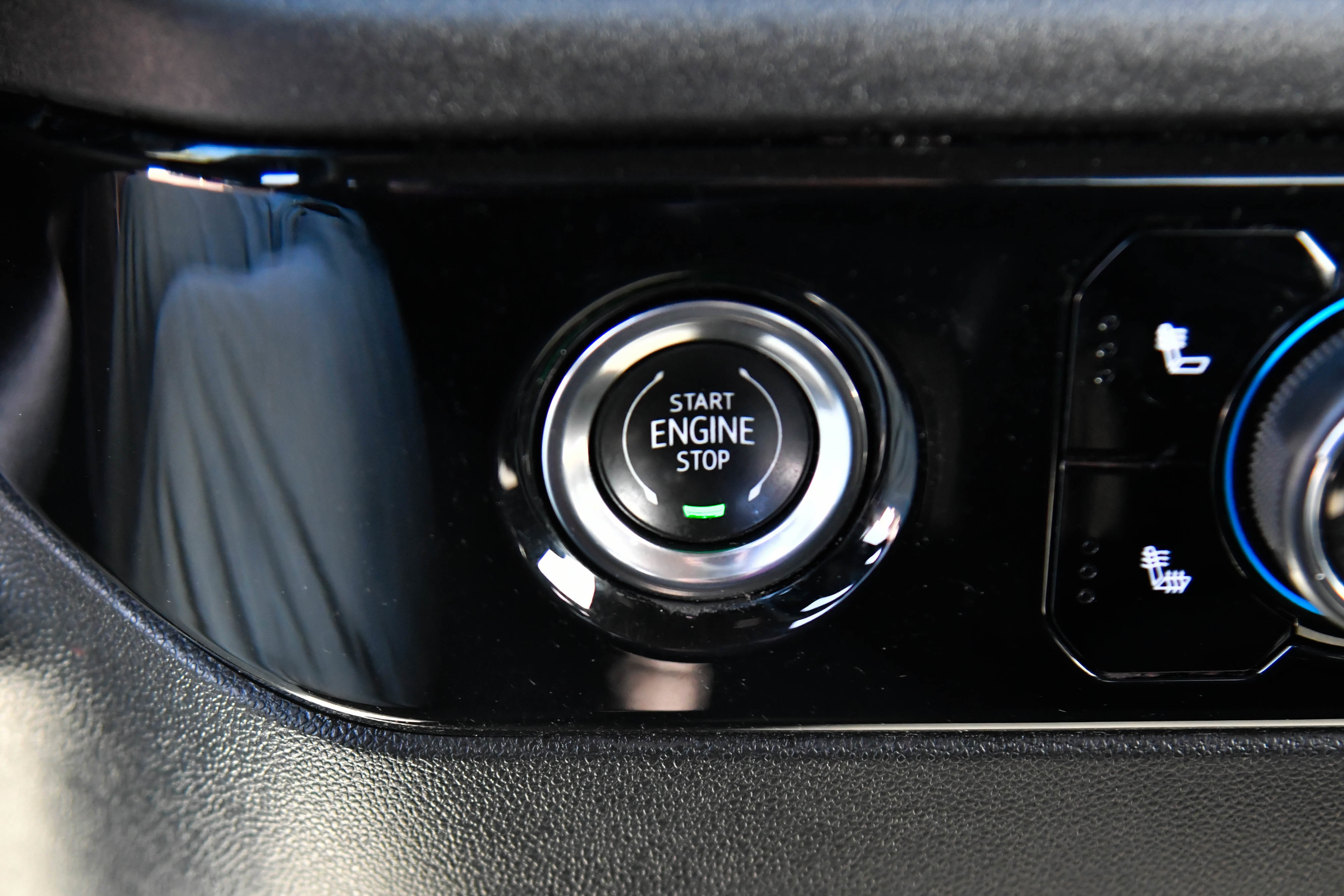 Used 2024 Chevrolet Silverado 1500 LT w/ Protection Package image 25