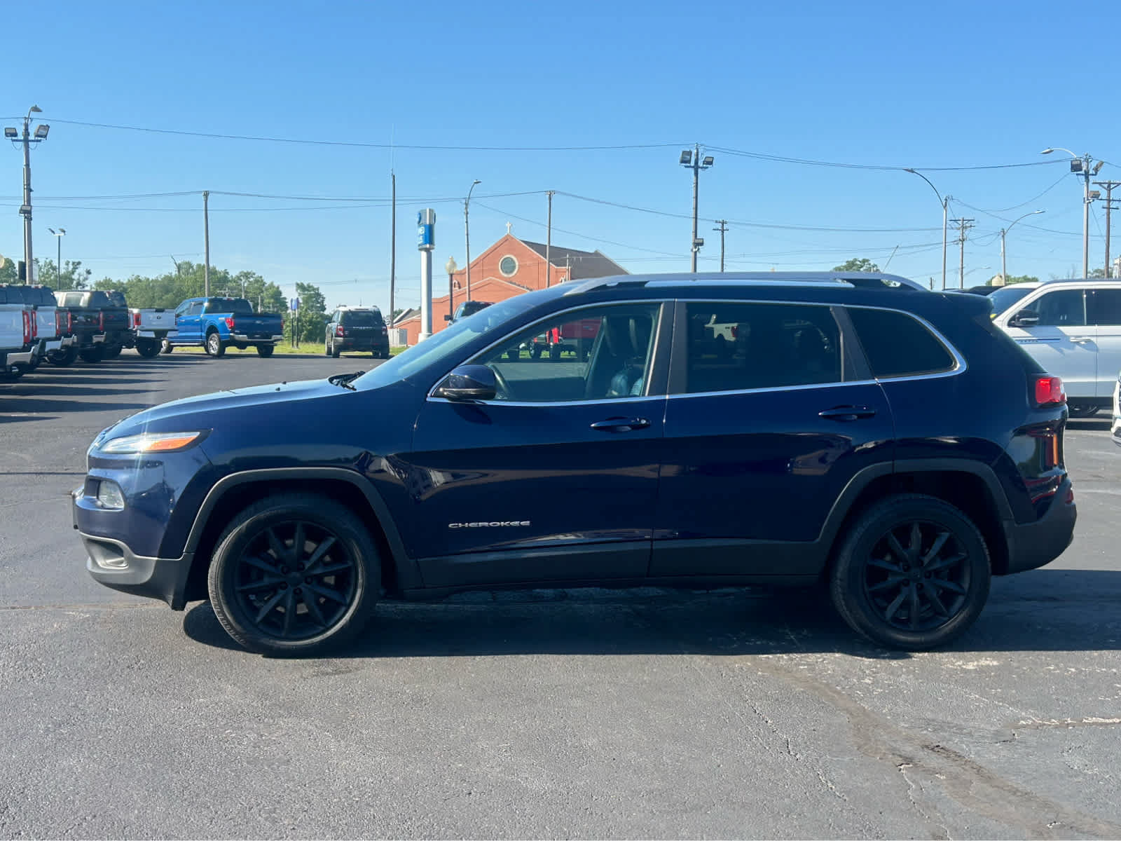 Used 2014 Jeep Cherokee Limited FWD image 1