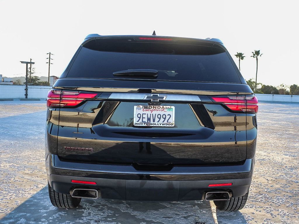 Used 2023 Chevrolet Traverse Premier w/ Redline Edition image 5