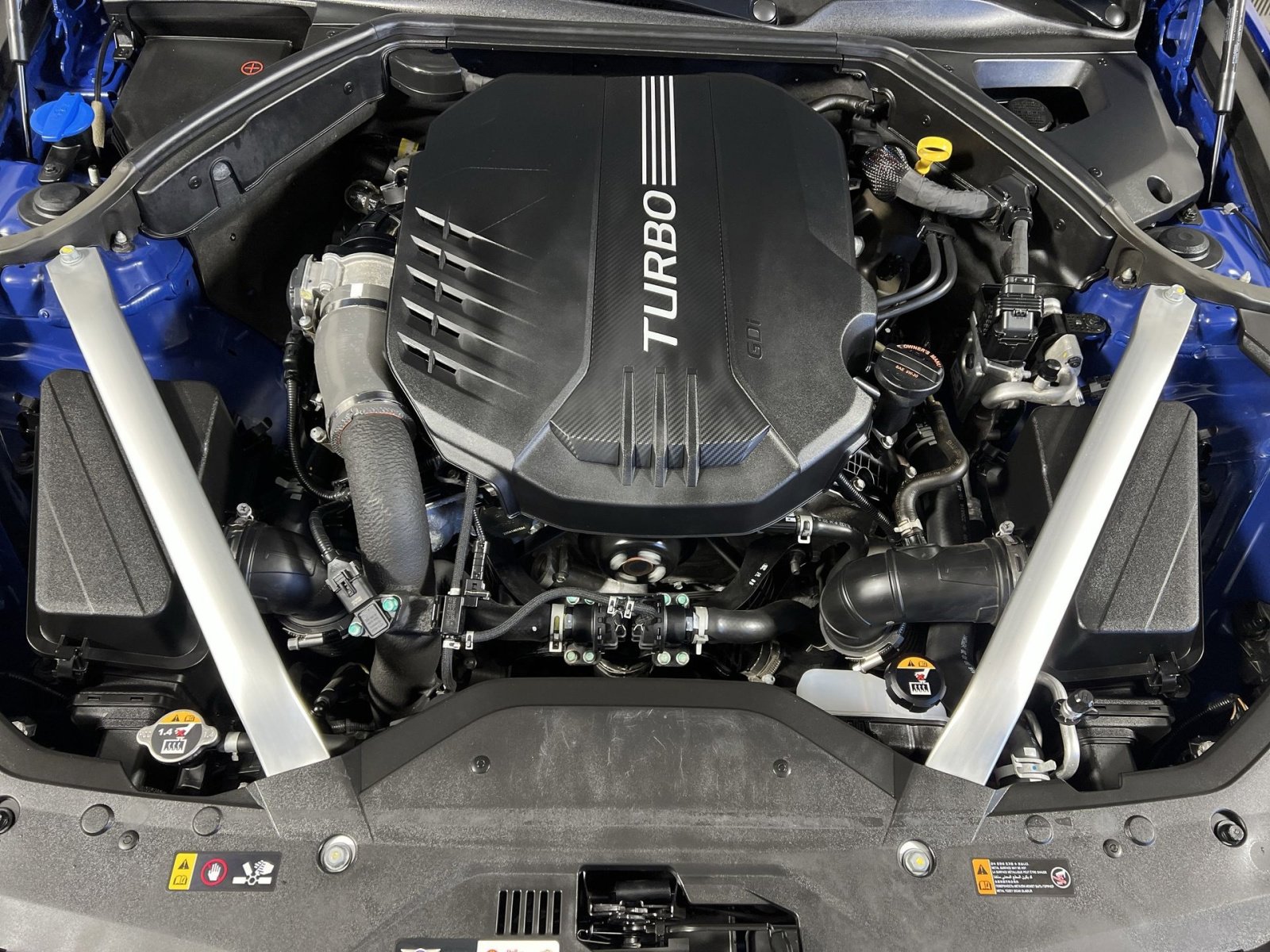 Used 2023 Genesis G70 3.3T w/ Sport Prestige Package image 26