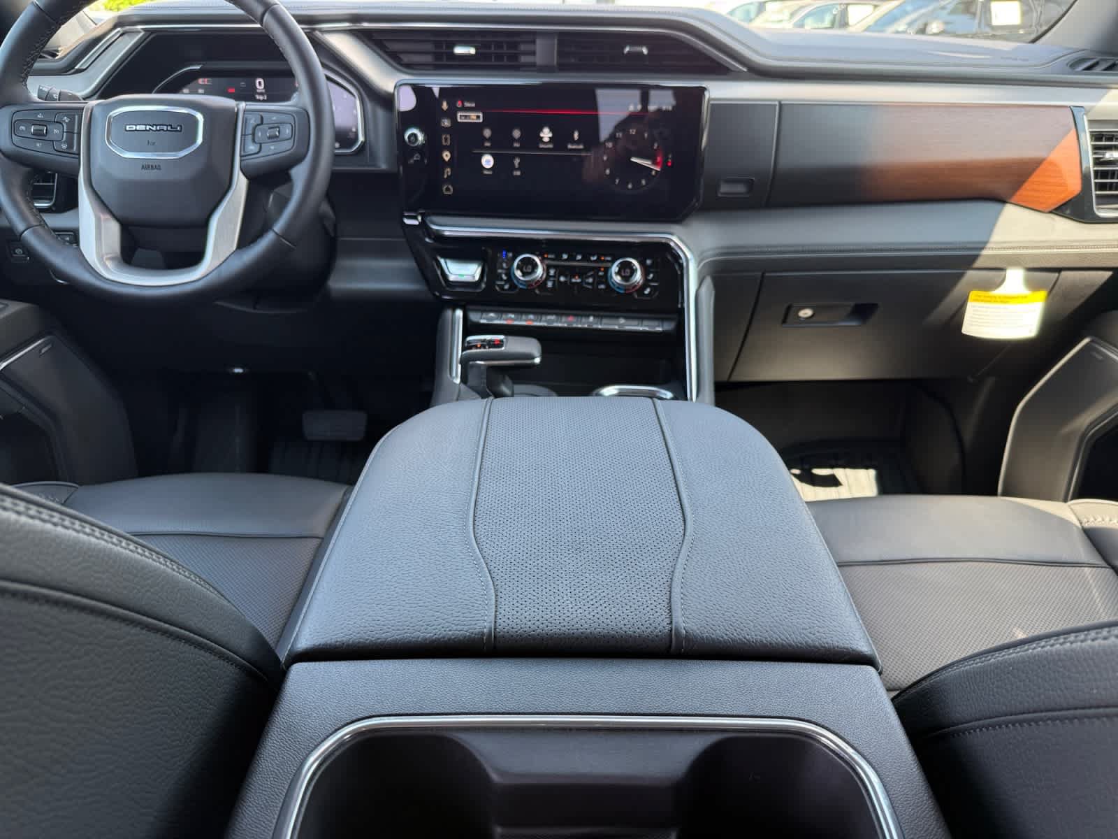 Used 2026 GMC Sierra 1500 Denali AWD/4WD image 13