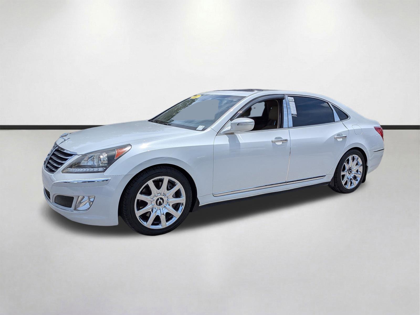 Used 2012 Hyundai Equus Signature RWD image 8