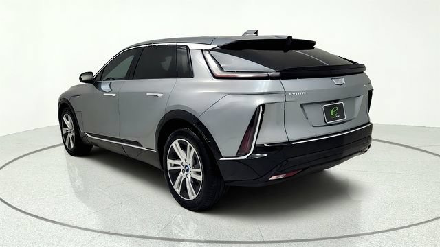 Used 2024 Cadillac Lyriq Tech RWD image 8
