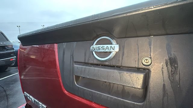 Used 2018 Nissan Frontier S image 32