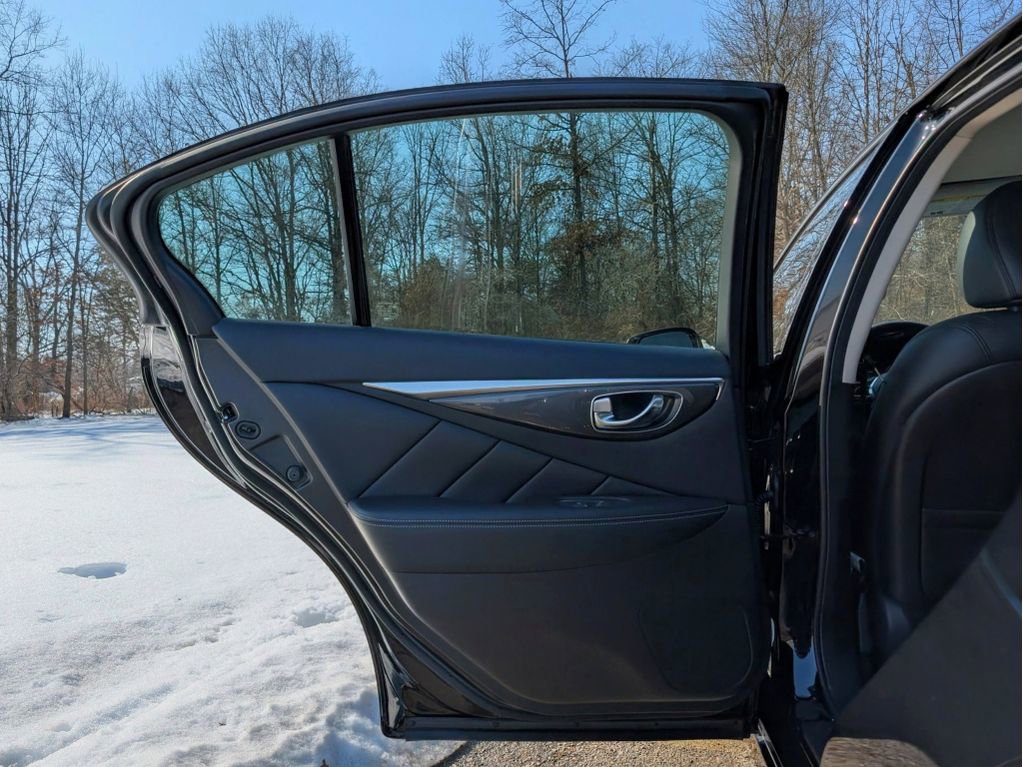 Used 2022 INFINITI Q50 PURE image 11