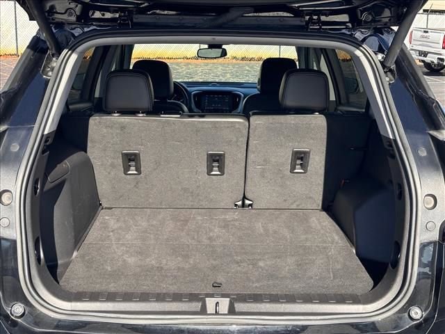 Used 2024 GMC Terrain SLT image 33