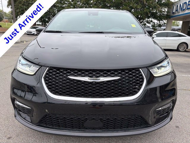 Used 2026 Chrysler Pacifica Select FWD image 6