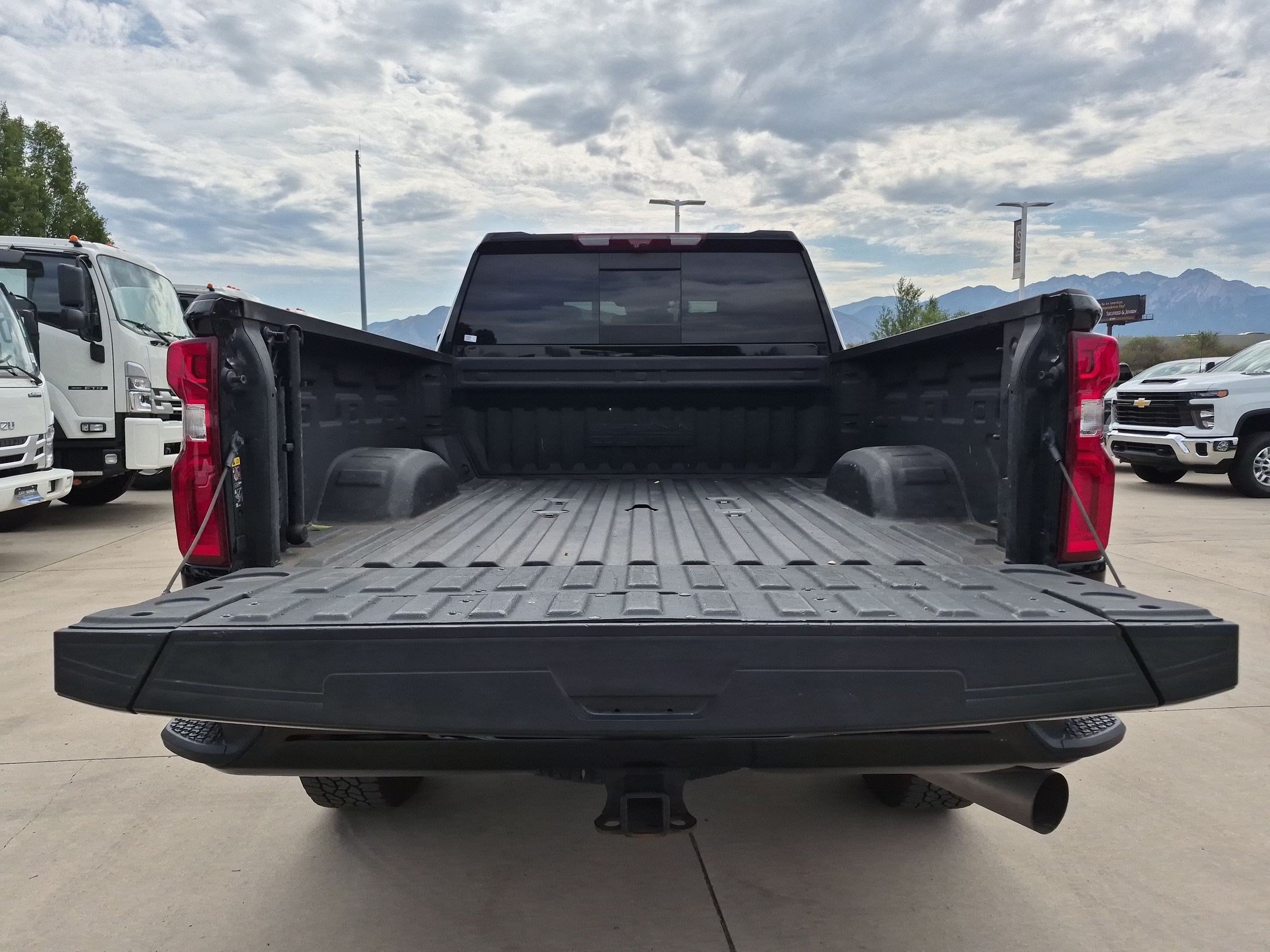Certified 2024 Chevrolet Silverado 3500 High Country w/ High Country Premium Package AWD/4WD image 33