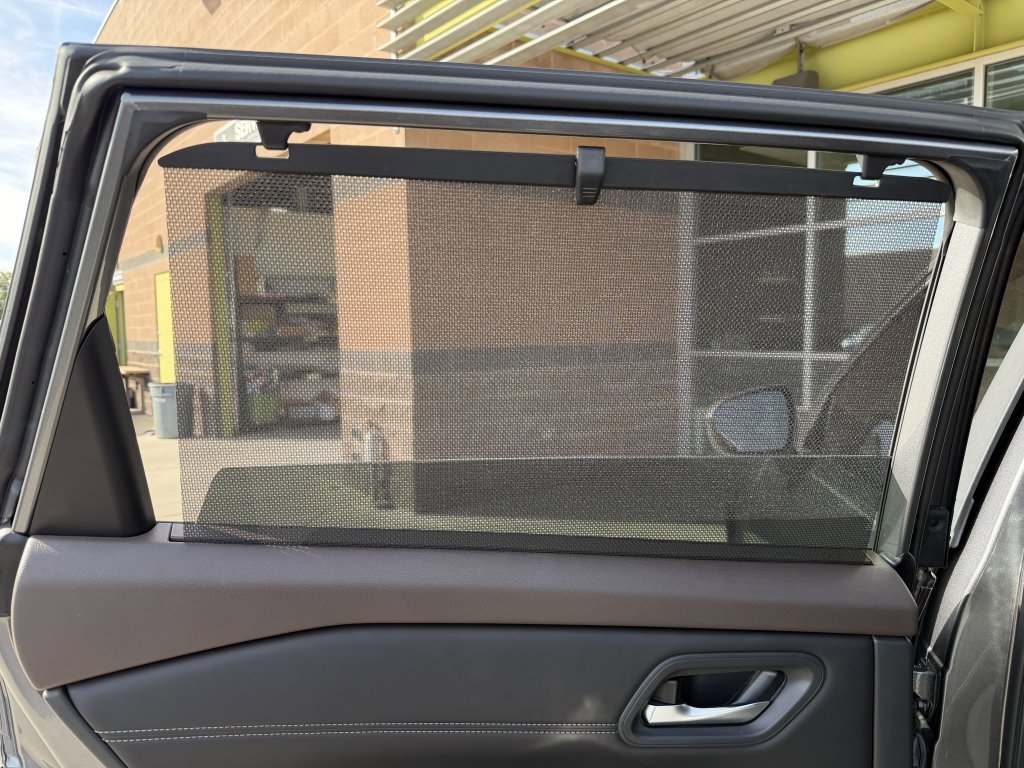 Used 2023 Nissan Rogue SV w/ SV Premium B Package image 36