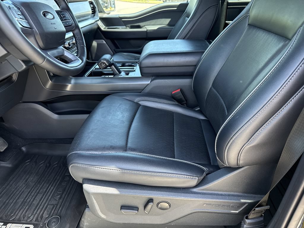 Used 2025 Ford F150 Lariat w/ Equipment Group 501A Mid AWD/4WD image 9