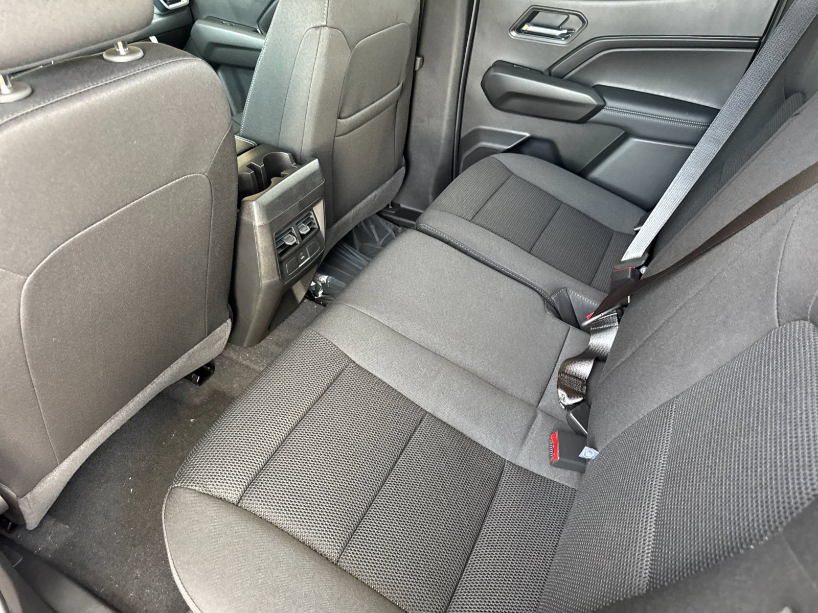 New 2026 GMC Canyon Elevation w/ Technology Package RWD image 12