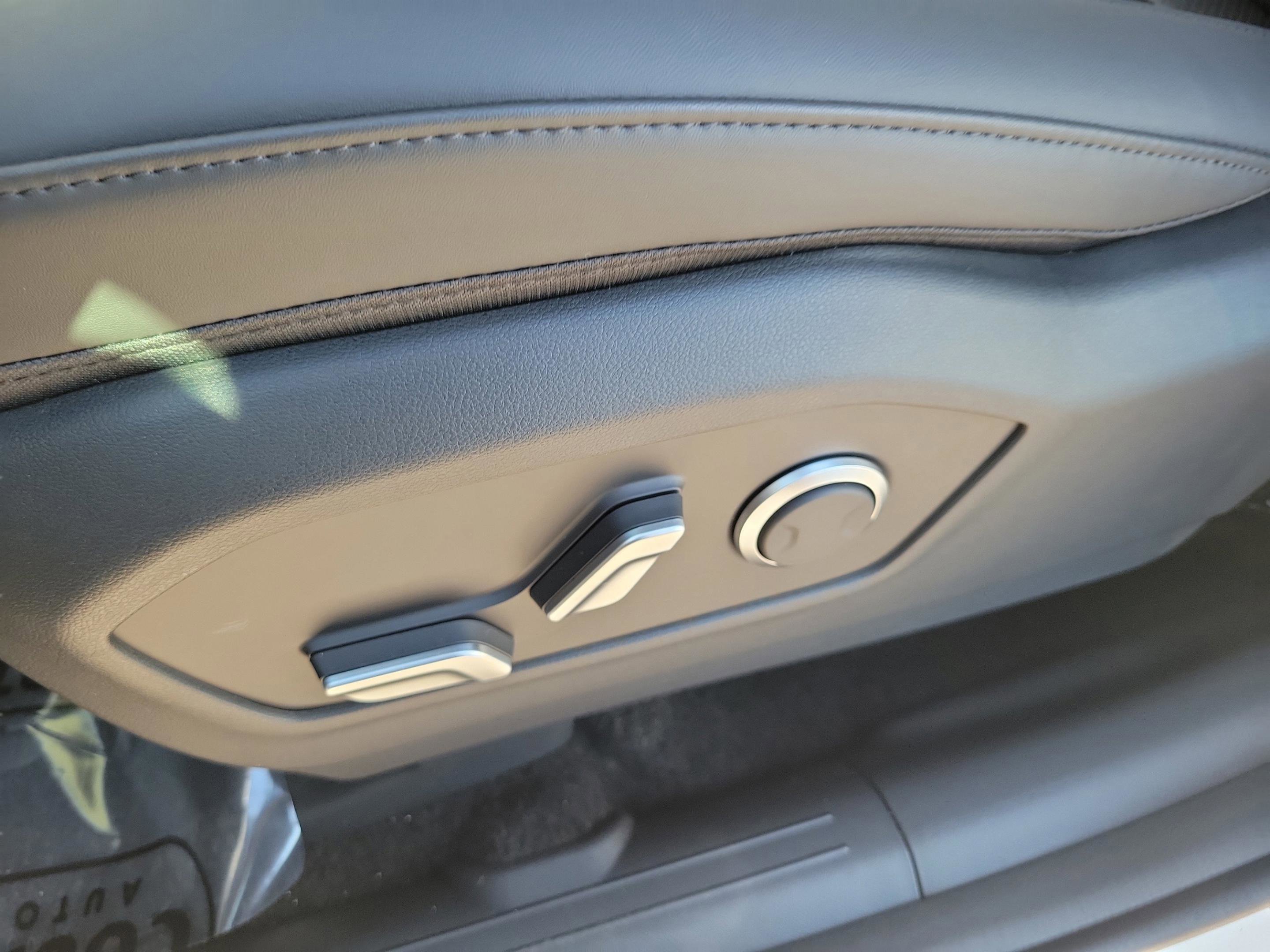 New 2026 Hyundai Santa Fe XRT image 13