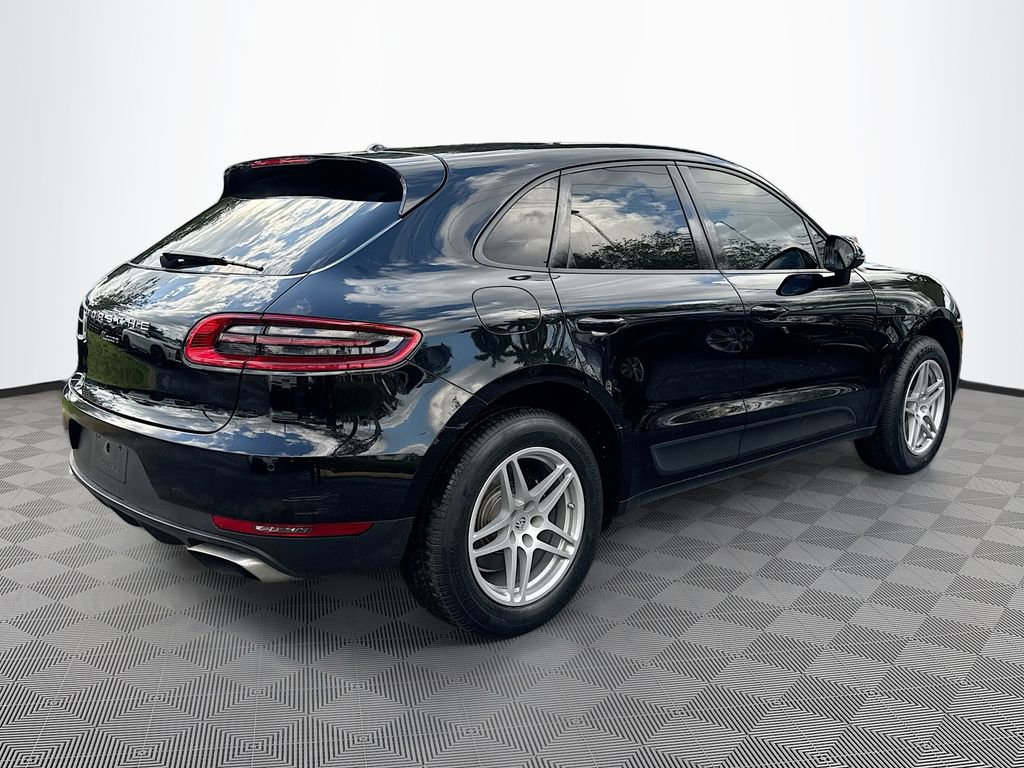 Used 2018 Porsche Macan AWD/4WD image 6