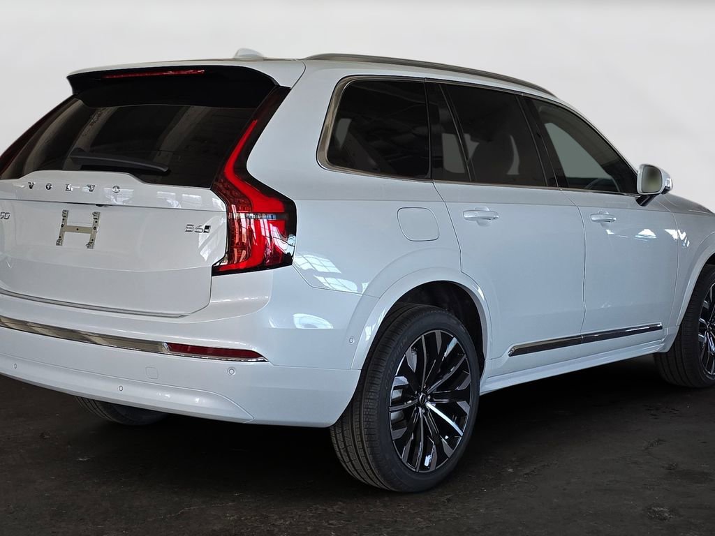 New 2026 Volvo XC90 B6 Plus w/ Protection Package Premier image 5