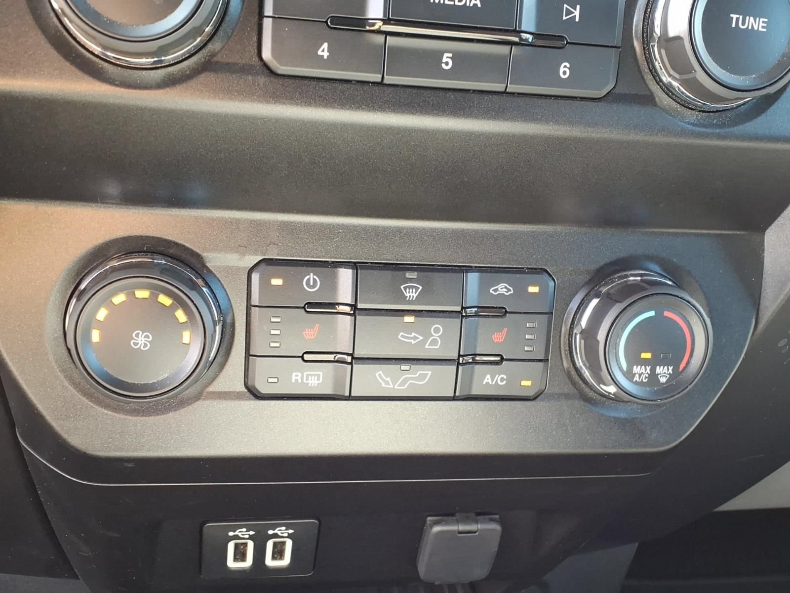 Used 2019 Ford F150 XLT w/ Equipment Group 302A Luxury AWD/4WD image 22