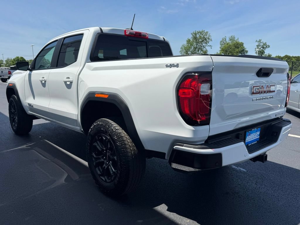 Used 2025 GMC Canyon Elevation AWD/4WD image 9