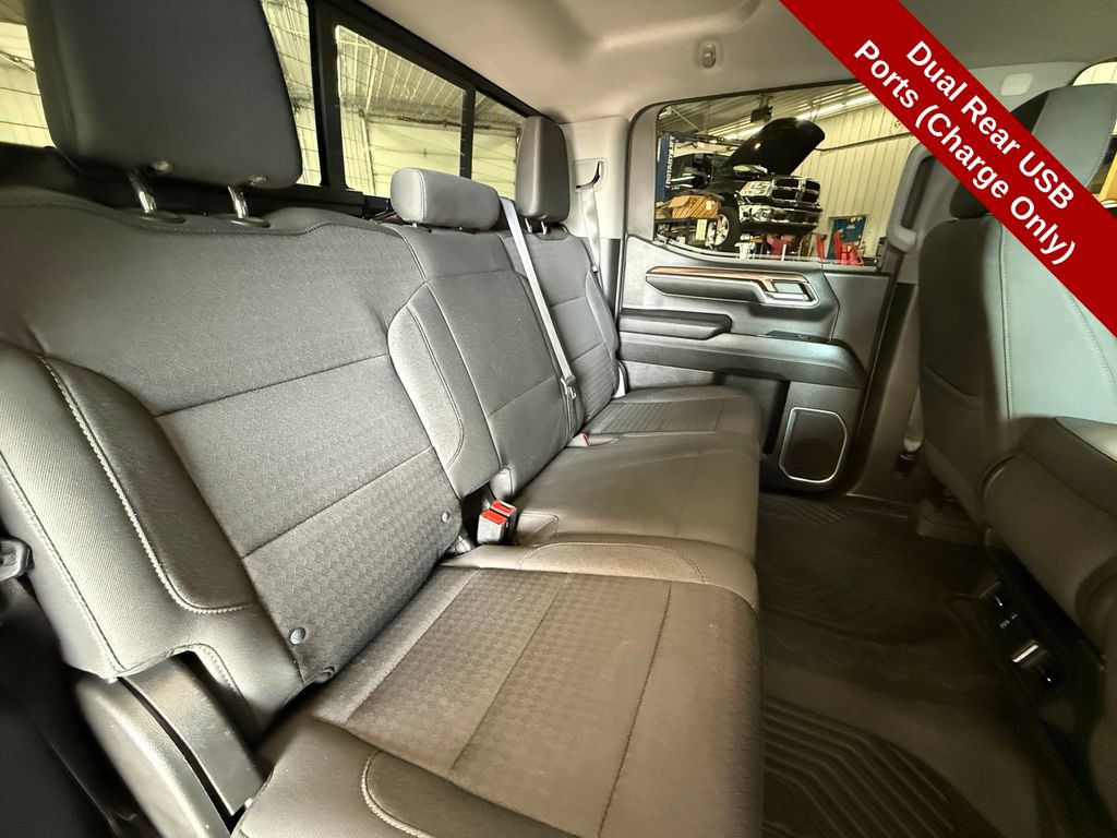 Used 2023 Chevrolet Silverado 1500 LT AWD/4WD image 40
