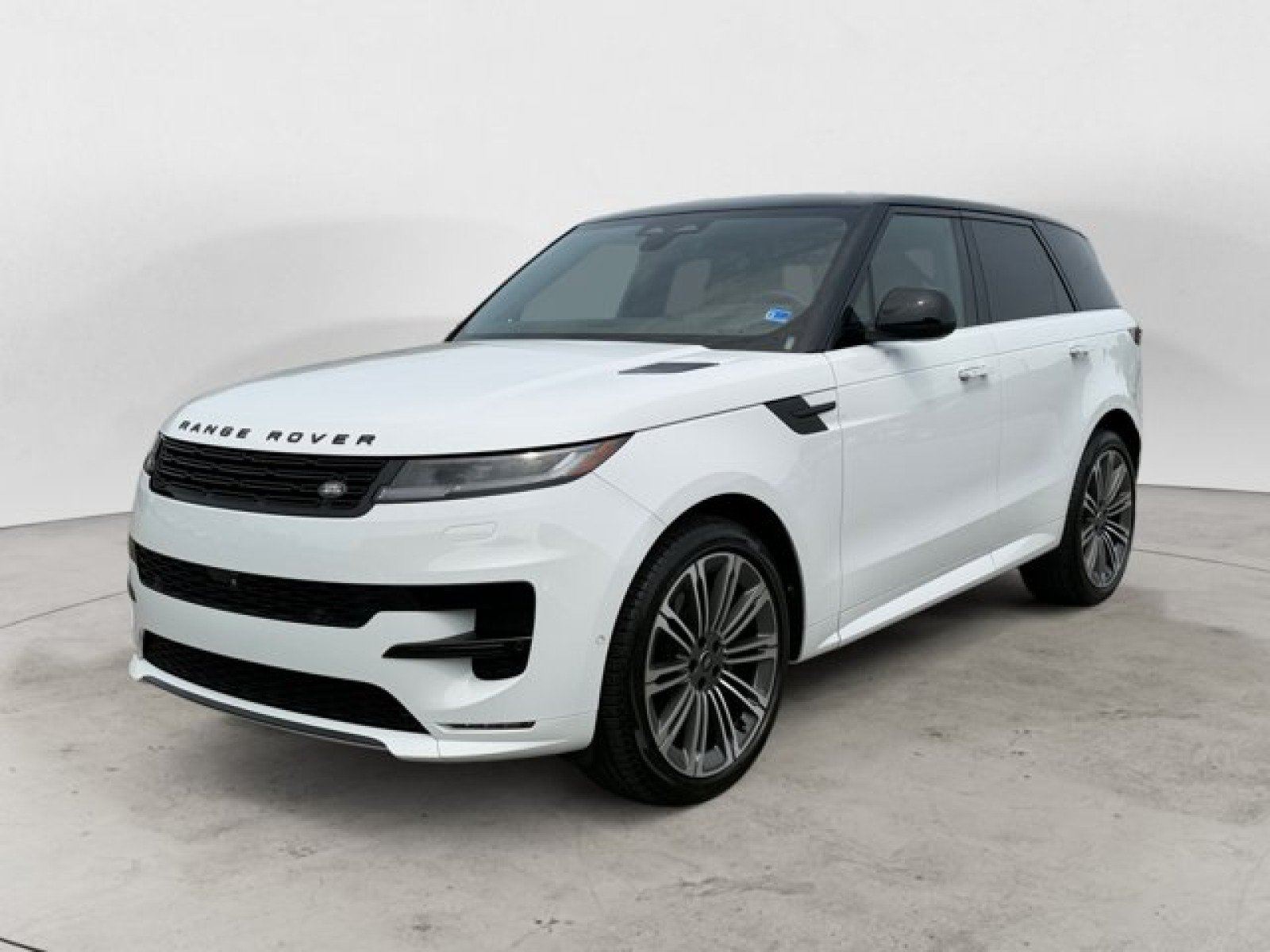 Certified 2024 Land Rover Range Rover Sport Dynamic SE AWD/4WD image 1