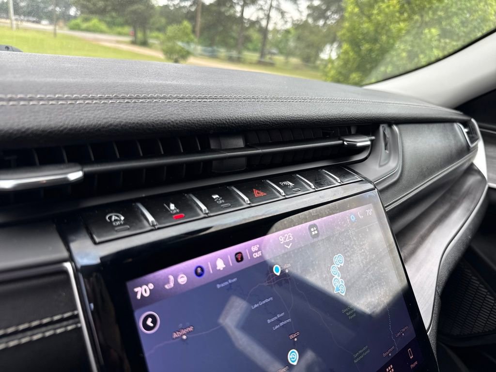 Used 2023 Jeep Grand Cherokee L Limited image 33