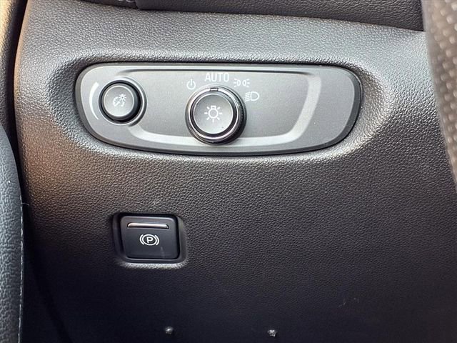 Used 2021 Chevrolet Blazer LT image 16