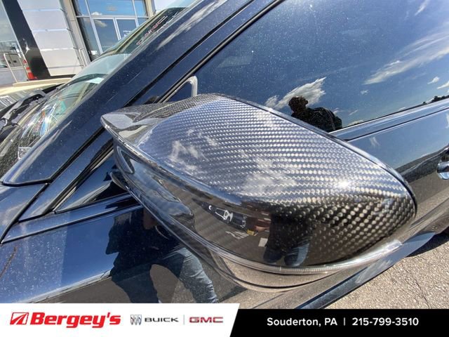 Used 2022 BMW M4 xDrive Competition w/ M Carbon Exterior Package image 8