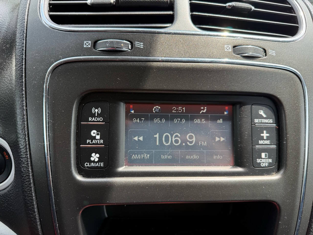 Used 2017 Dodge Journey SE w/ Flexible Seating Group FWD image 28