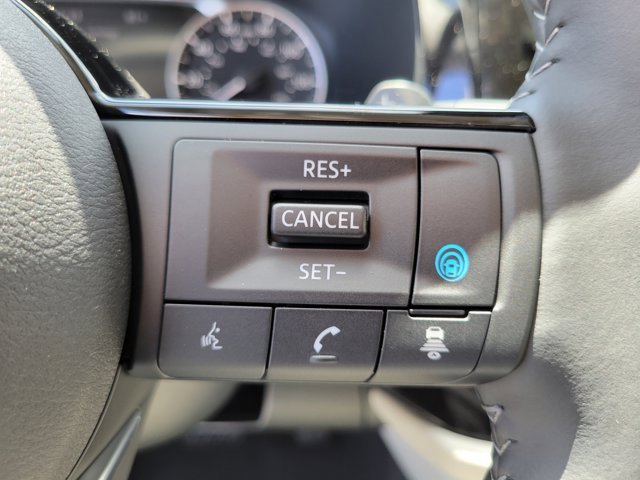 New 2025 Nissan Pathfinder SL image 18