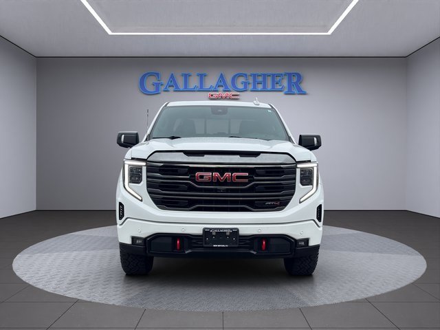 Used 2022 GMC Sierra 1500 AT4 w/ AT4 Premium Package image 12