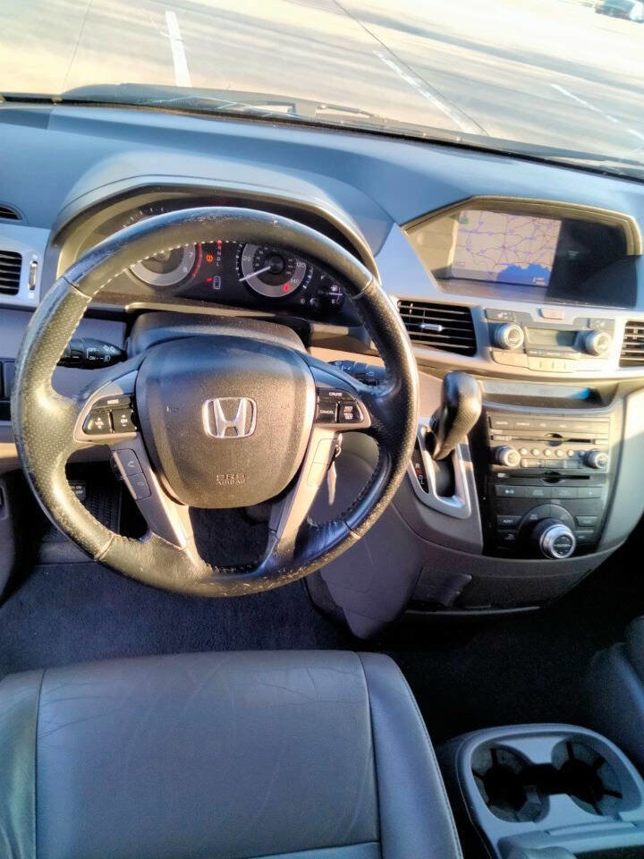Used 2011 Honda Odyssey Touring image 10
