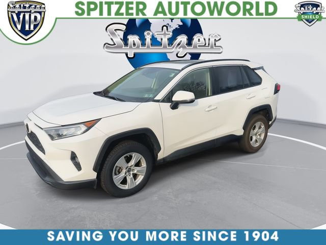 Certified 2019 Toyota RAV4 XLE w/ Convenience Package image 4